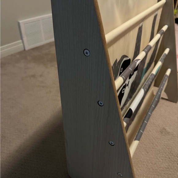 Sloth Print 3 sprouts Bookshelf - Picture 3 of 5